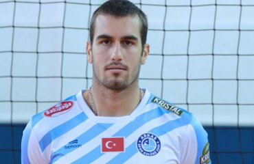 Гекхан Гегкез еще один талант, на этот раз из Турции Гекхан Гегкез, Аркас Измир, волейбол, мужчины