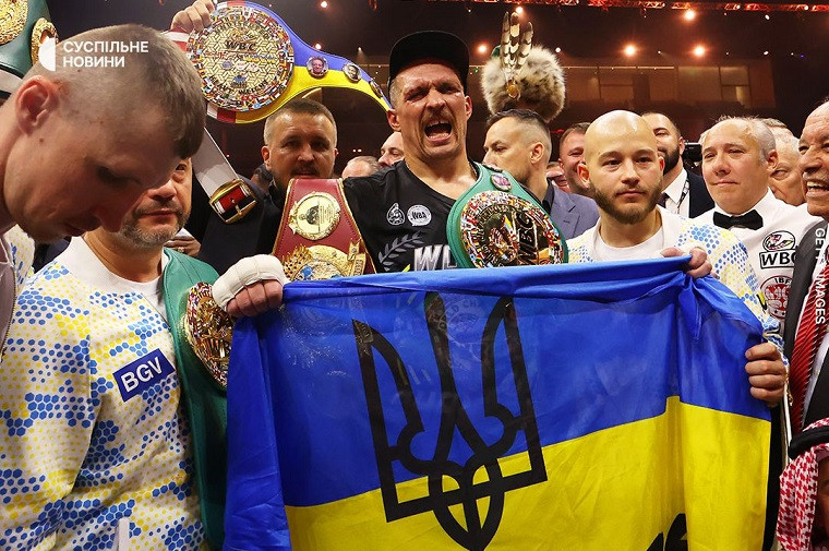  Олександр Усик – абсолютний чемпіон світу з боксу у надважкій вазі!